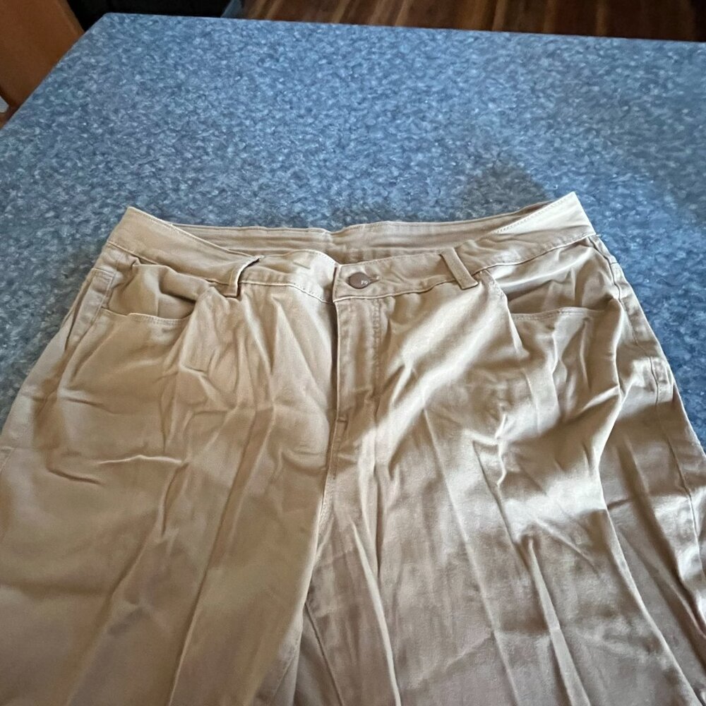 Women's Faded Glory Khaki 20WP - Picture 2 of 5